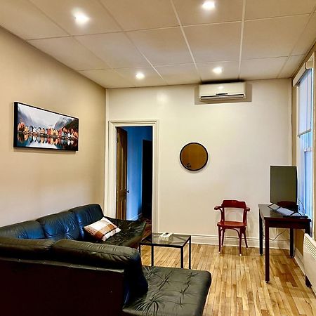 Auberge Chateau Des Tourelles Квебек Екстериор снимка
