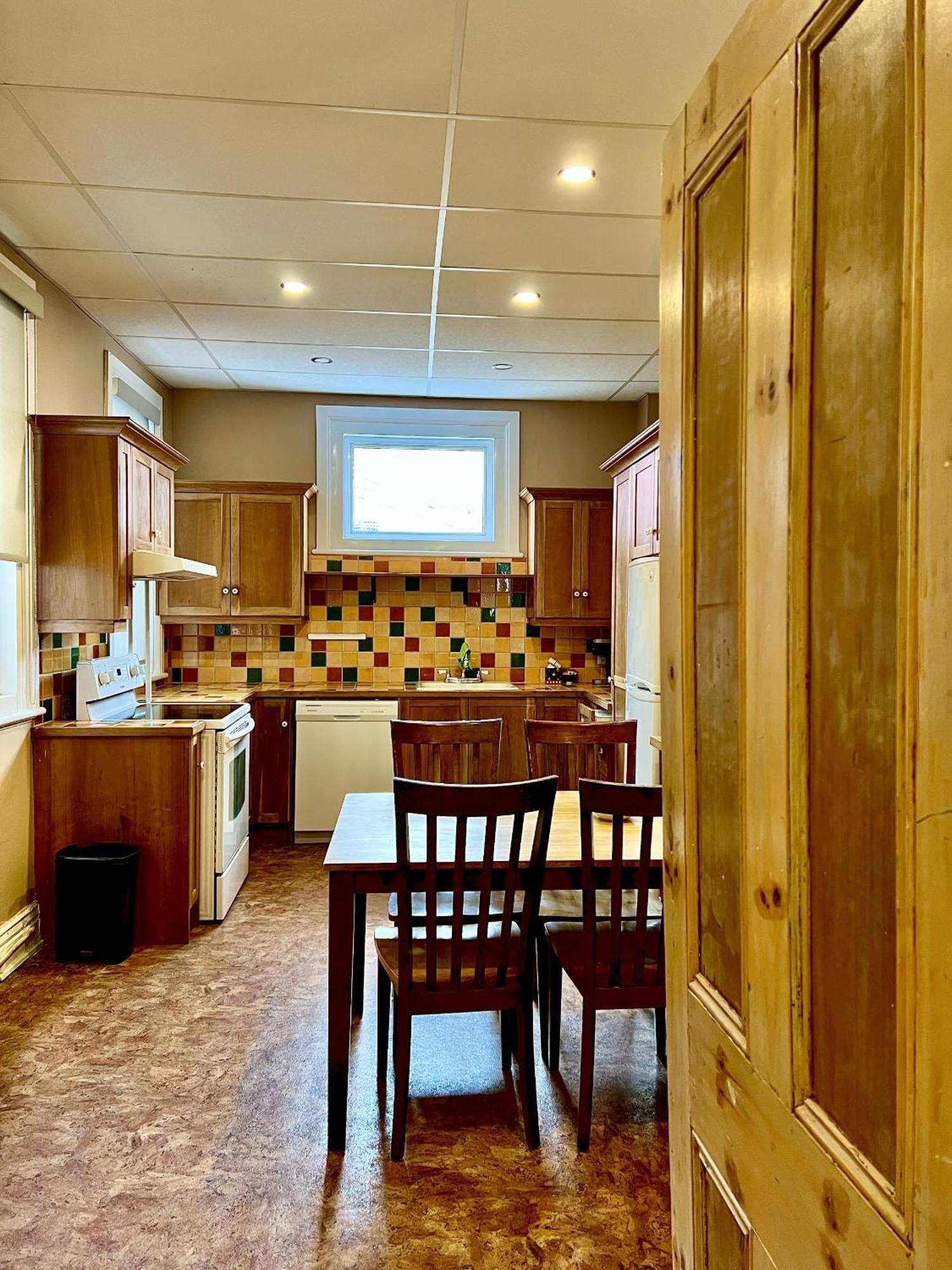Auberge Chateau Des Tourelles Квебек Екстериор снимка